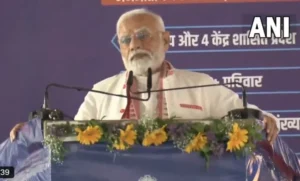 हजारीबाग: सभा को संबोधित कर रहे थे पीएम मोदी, तभी महिला ने कर दी ऐसी हरकत, कार्यक्रम स्थल पर मच गया हड़कंप