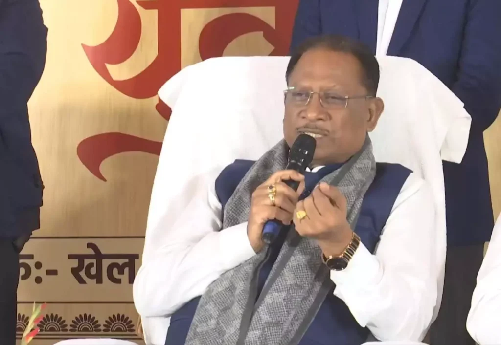मुख्यमंत्री विष्णु देव साय की अध्यक्षता में आज यहां मंत्रालय महानदी भवन में आयोजित कैबिनेट की बैठक में अनेक महत्वपूर्ण निर्णय लिए गए